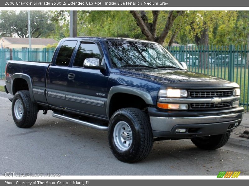 Indigo Blue Metallic / Medium Gray 2000 Chevrolet Silverado 2500 LS Extended Cab 4x4