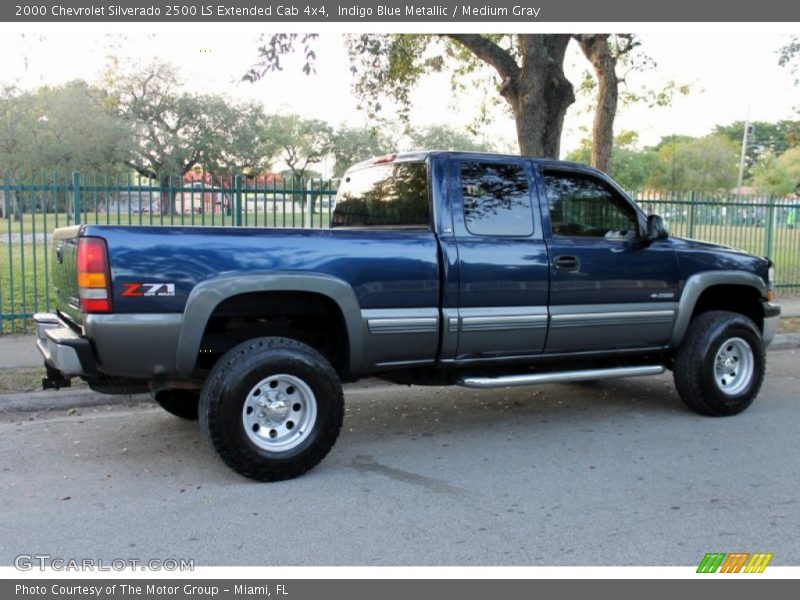 Indigo Blue Metallic / Medium Gray 2000 Chevrolet Silverado 2500 LS Extended Cab 4x4