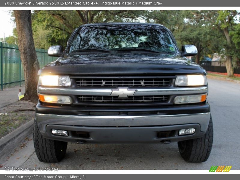 Indigo Blue Metallic / Medium Gray 2000 Chevrolet Silverado 2500 LS Extended Cab 4x4