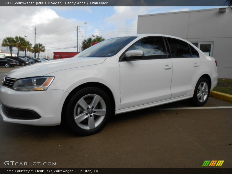 Candy White / Titan Black 2012 Volkswagen Jetta TDI Sedan