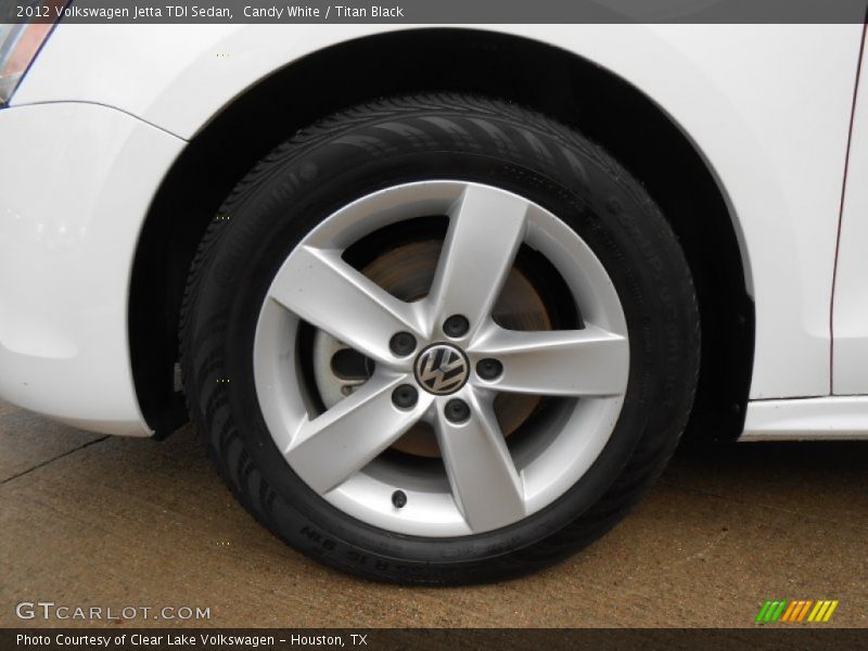 Candy White / Titan Black 2012 Volkswagen Jetta TDI Sedan