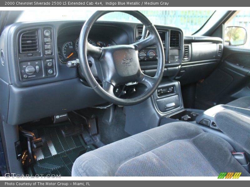 Indigo Blue Metallic / Medium Gray 2000 Chevrolet Silverado 2500 LS Extended Cab 4x4