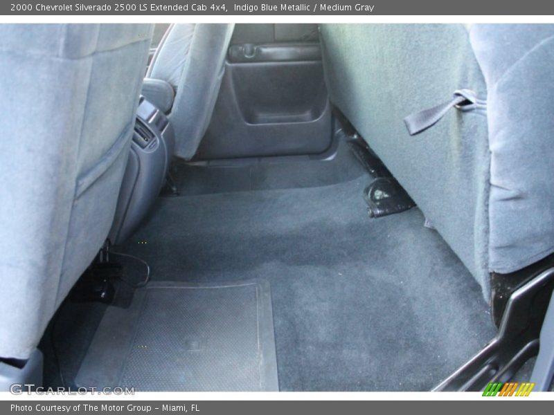 Indigo Blue Metallic / Medium Gray 2000 Chevrolet Silverado 2500 LS Extended Cab 4x4