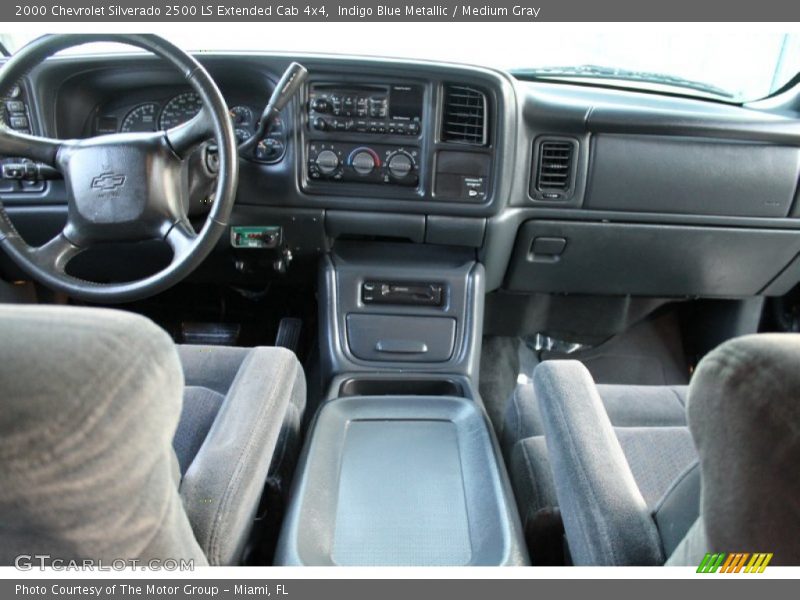 Indigo Blue Metallic / Medium Gray 2000 Chevrolet Silverado 2500 LS Extended Cab 4x4