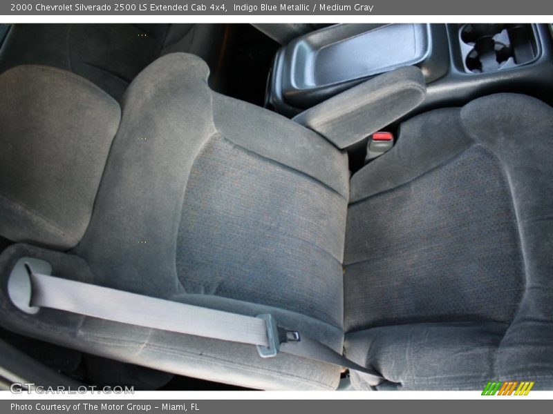 Indigo Blue Metallic / Medium Gray 2000 Chevrolet Silverado 2500 LS Extended Cab 4x4