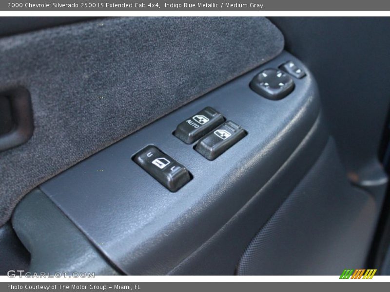 Indigo Blue Metallic / Medium Gray 2000 Chevrolet Silverado 2500 LS Extended Cab 4x4