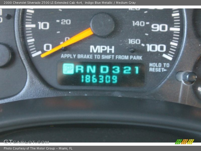 Indigo Blue Metallic / Medium Gray 2000 Chevrolet Silverado 2500 LS Extended Cab 4x4