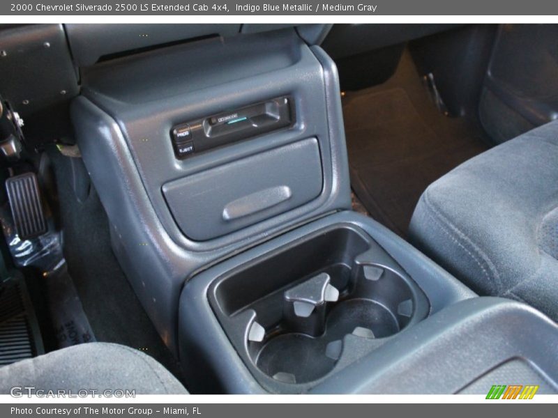 Indigo Blue Metallic / Medium Gray 2000 Chevrolet Silverado 2500 LS Extended Cab 4x4