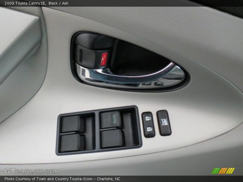 Black / Ash 2009 Toyota Camry SE