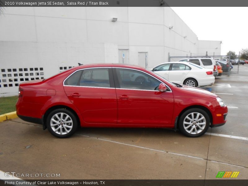 Salsa Red / Titan Black 2010 Volkswagen Jetta SE Sedan