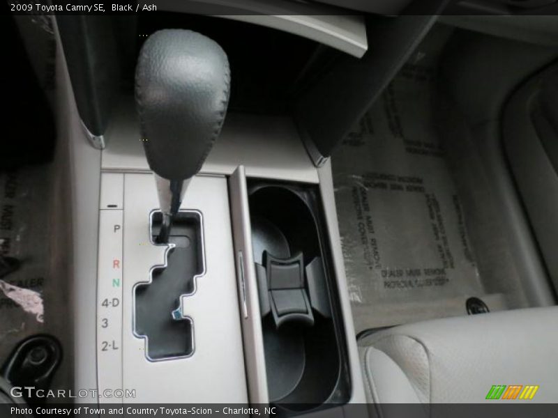 Black / Ash 2009 Toyota Camry SE