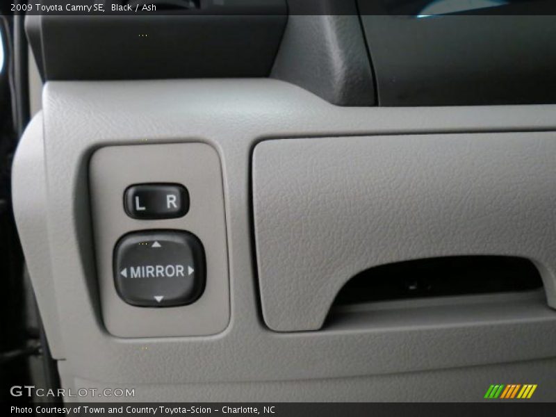 Black / Ash 2009 Toyota Camry SE