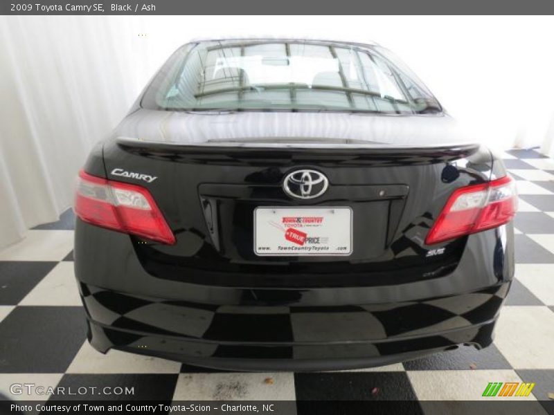 Black / Ash 2009 Toyota Camry SE