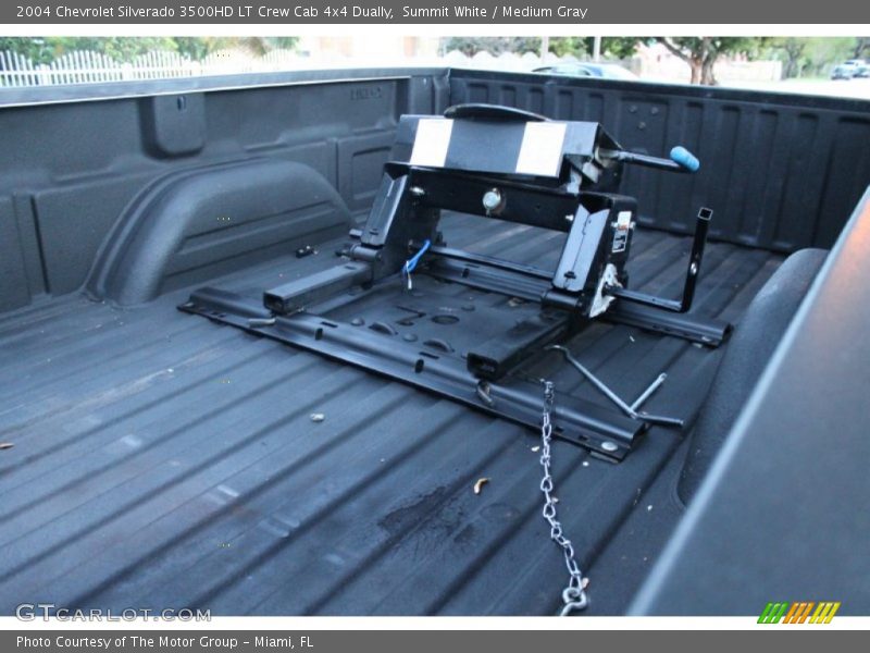 Summit White / Medium Gray 2004 Chevrolet Silverado 3500HD LT Crew Cab 4x4 Dually