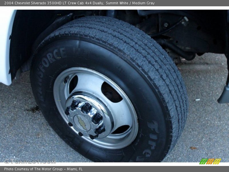 Summit White / Medium Gray 2004 Chevrolet Silverado 3500HD LT Crew Cab 4x4 Dually
