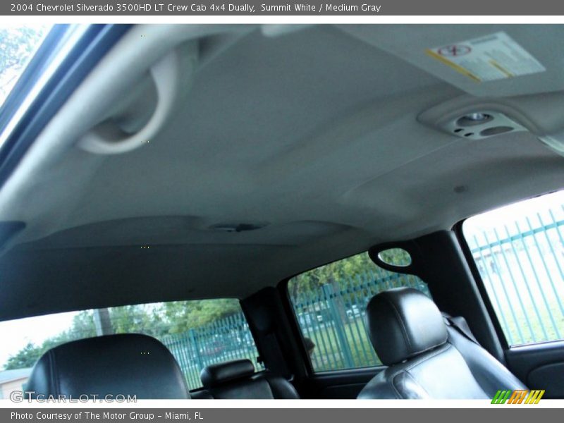Summit White / Medium Gray 2004 Chevrolet Silverado 3500HD LT Crew Cab 4x4 Dually