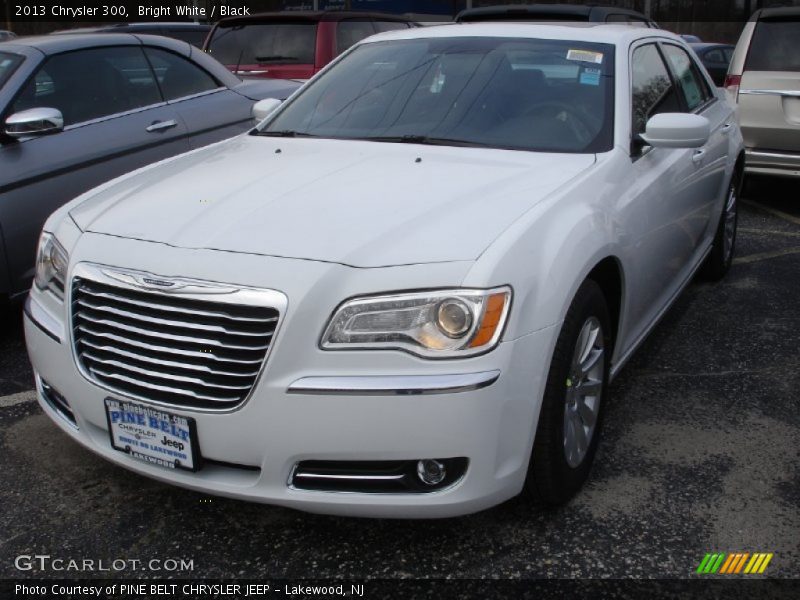 Bright White / Black 2013 Chrysler 300