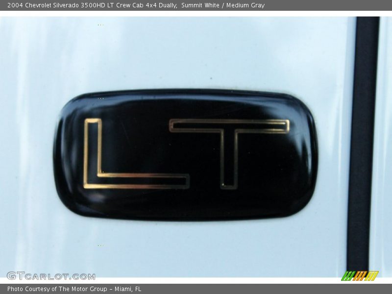 Summit White / Medium Gray 2004 Chevrolet Silverado 3500HD LT Crew Cab 4x4 Dually