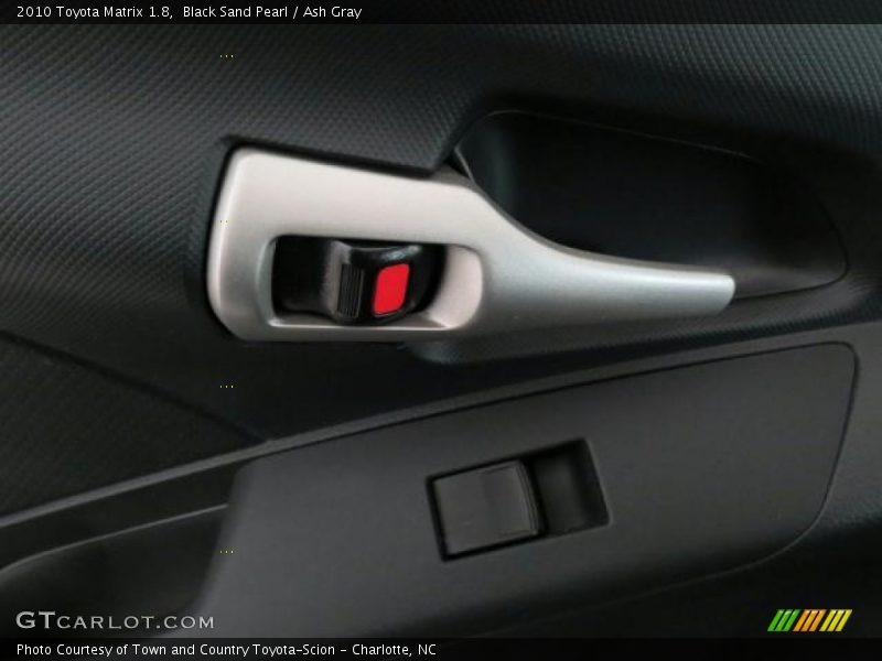 Black Sand Pearl / Ash Gray 2010 Toyota Matrix 1.8