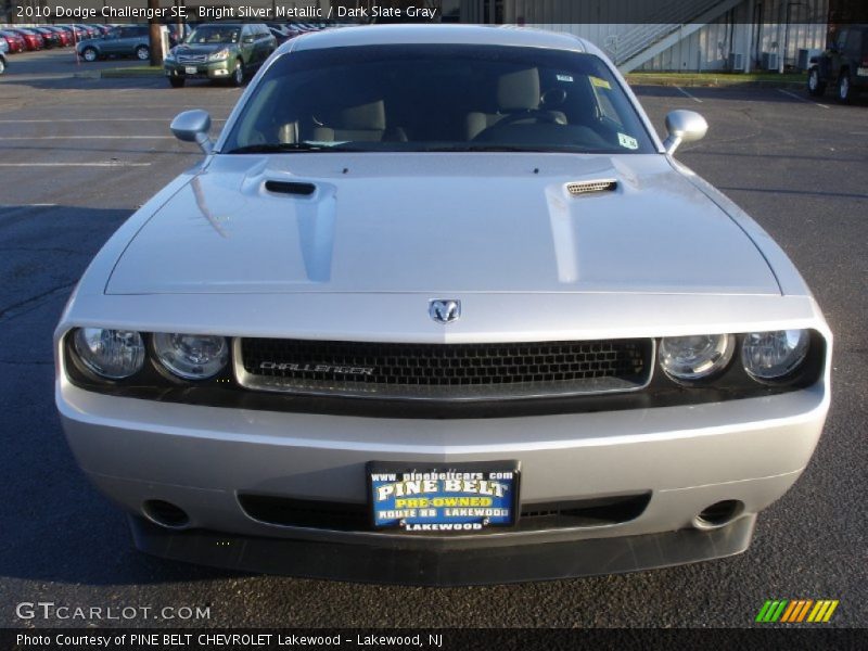 Bright Silver Metallic / Dark Slate Gray 2010 Dodge Challenger SE