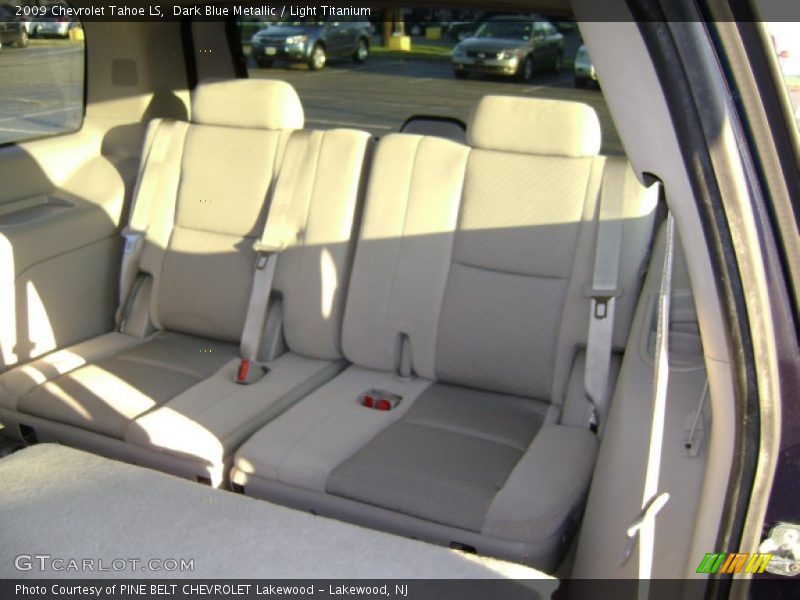 Dark Blue Metallic / Light Titanium 2009 Chevrolet Tahoe LS
