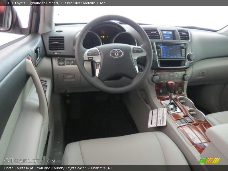 Classic Silver Metallic / Ash 2013 Toyota Highlander Limited