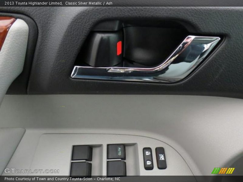 Classic Silver Metallic / Ash 2013 Toyota Highlander Limited