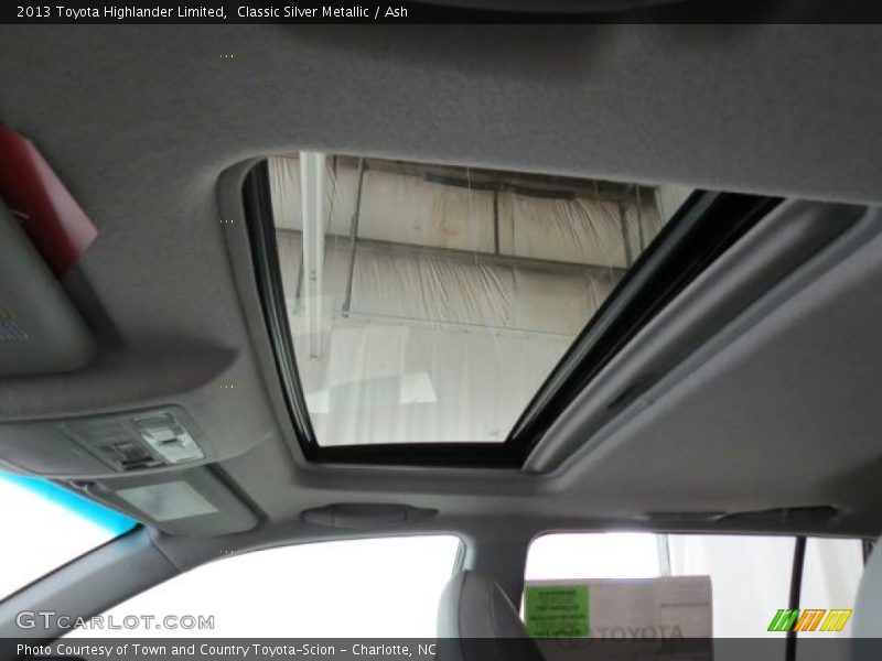 Classic Silver Metallic / Ash 2013 Toyota Highlander Limited