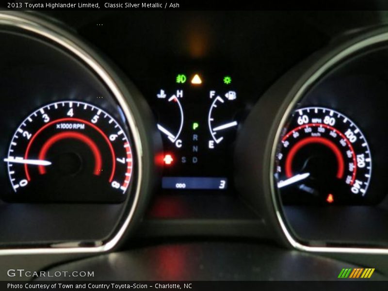 Classic Silver Metallic / Ash 2013 Toyota Highlander Limited