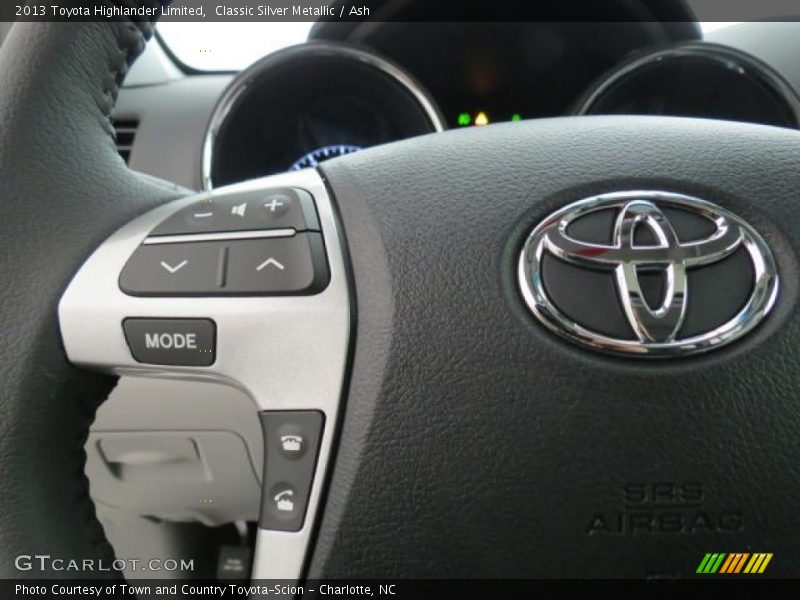 Classic Silver Metallic / Ash 2013 Toyota Highlander Limited