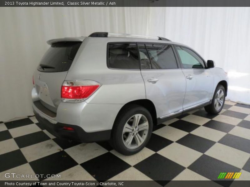 Classic Silver Metallic / Ash 2013 Toyota Highlander Limited