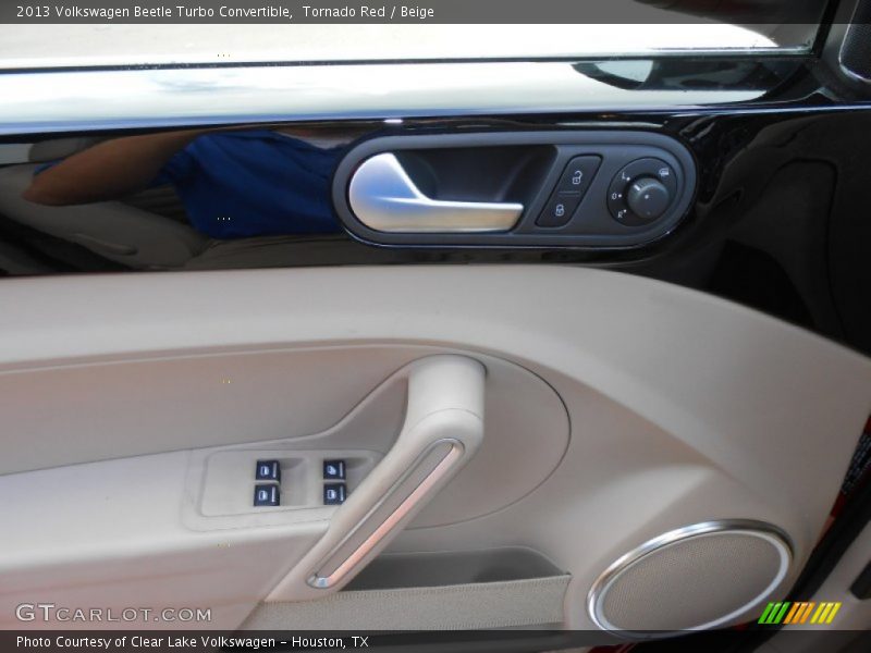 Door Panel of 2013 Beetle Turbo Convertible