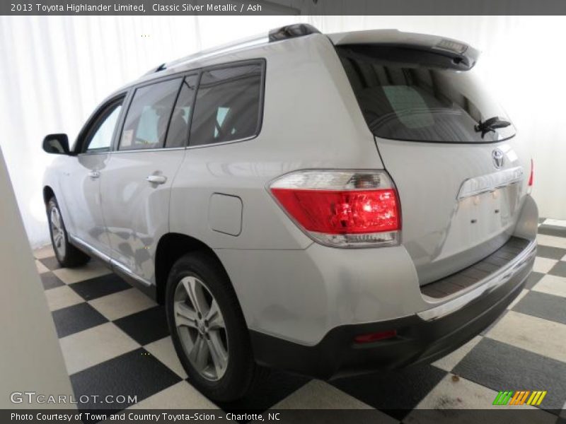Classic Silver Metallic / Ash 2013 Toyota Highlander Limited