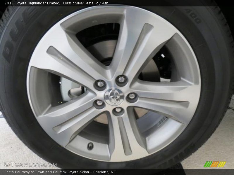 Classic Silver Metallic / Ash 2013 Toyota Highlander Limited