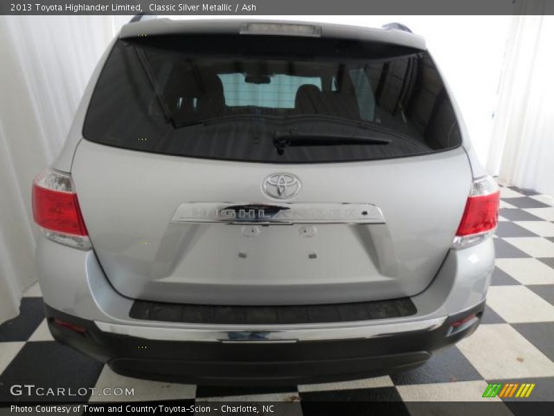 Classic Silver Metallic / Ash 2013 Toyota Highlander Limited