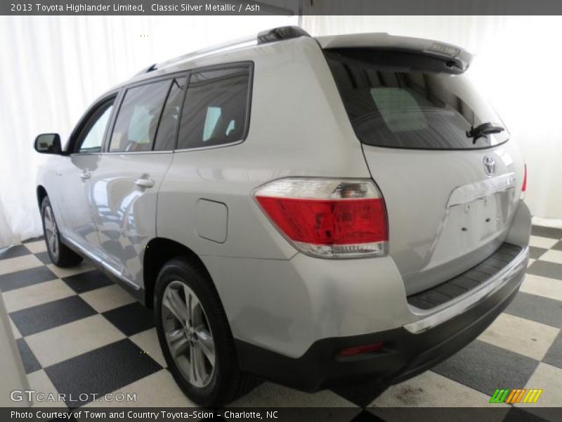 Classic Silver Metallic / Ash 2013 Toyota Highlander Limited