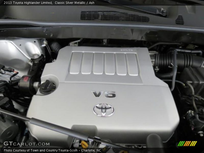 Classic Silver Metallic / Ash 2013 Toyota Highlander Limited