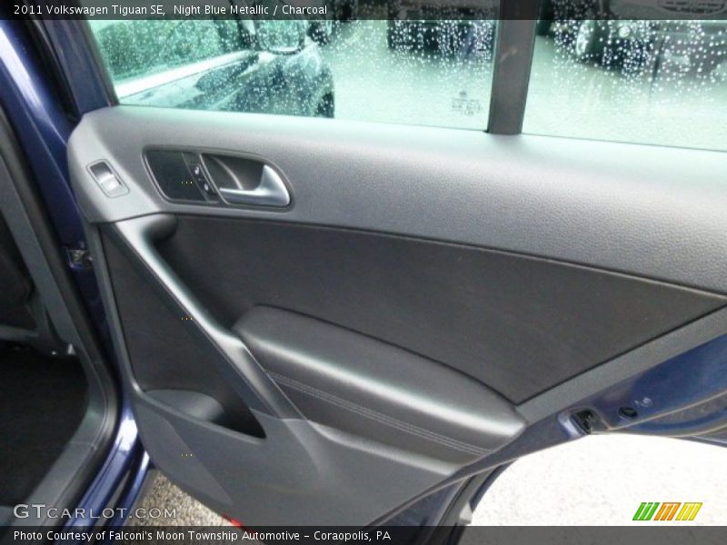 Night Blue Metallic / Charcoal 2011 Volkswagen Tiguan SE