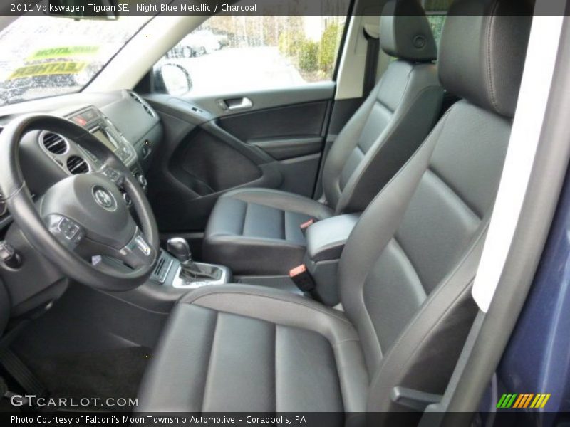 Night Blue Metallic / Charcoal 2011 Volkswagen Tiguan SE