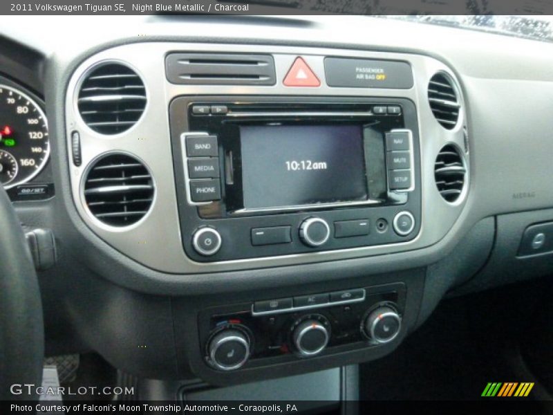 Night Blue Metallic / Charcoal 2011 Volkswagen Tiguan SE
