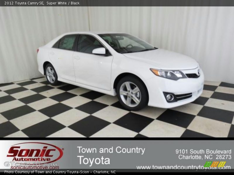Super White / Black 2012 Toyota Camry SE