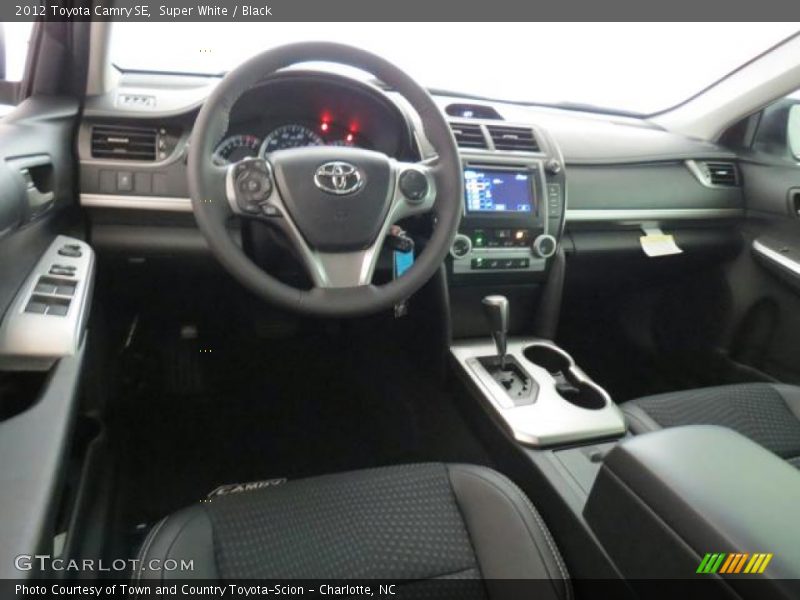 Super White / Black 2012 Toyota Camry SE