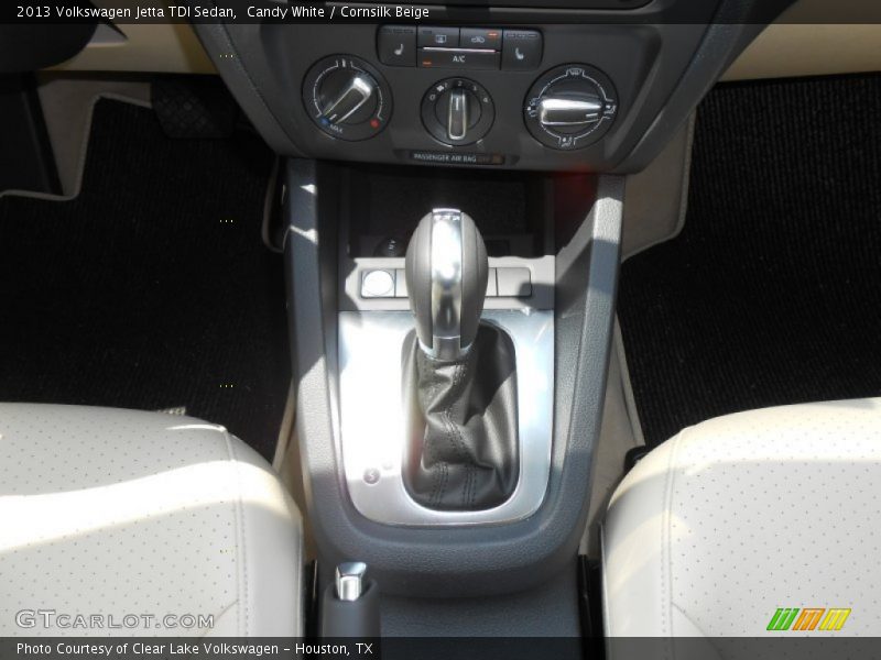 Candy White / Cornsilk Beige 2013 Volkswagen Jetta TDI Sedan