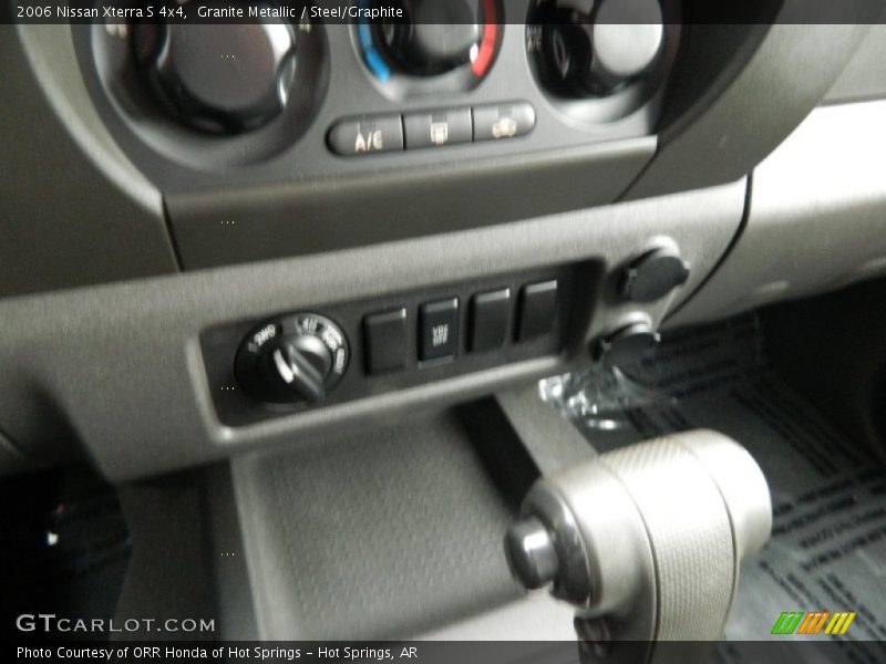 Granite Metallic / Steel/Graphite 2006 Nissan Xterra S 4x4