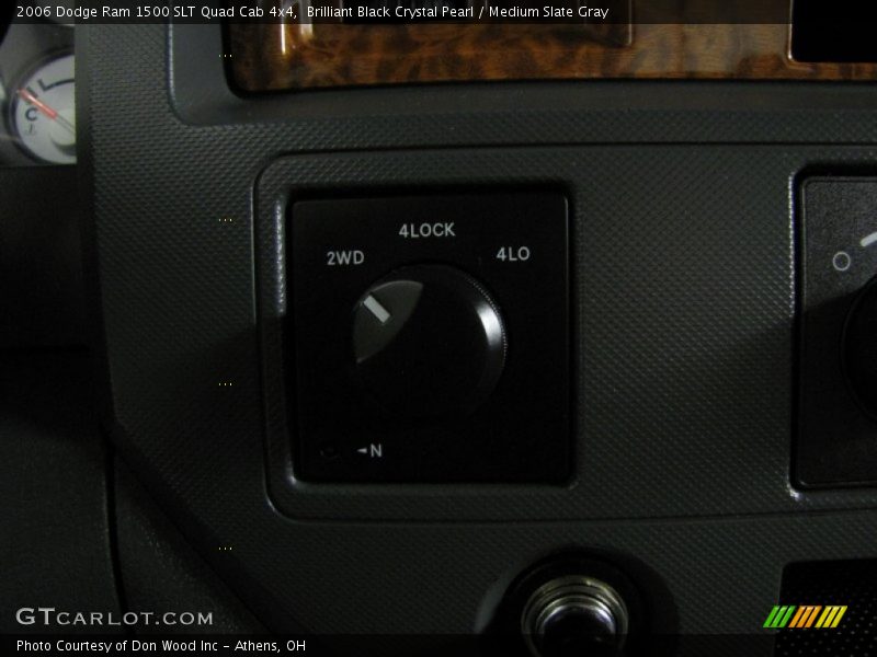 Brilliant Black Crystal Pearl / Medium Slate Gray 2006 Dodge Ram 1500 SLT Quad Cab 4x4