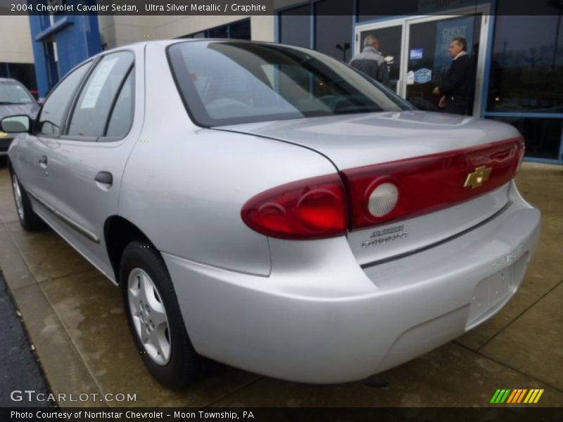 Ultra Silver Metallic / Graphite 2004 Chevrolet Cavalier Sedan