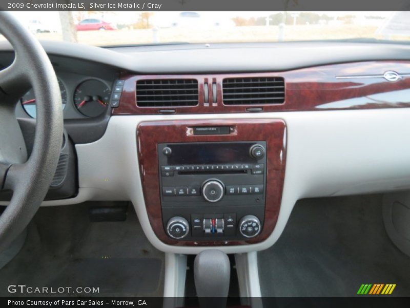 Silver Ice Metallic / Gray 2009 Chevrolet Impala LS