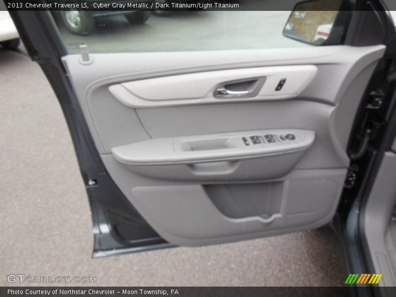 Cyber Gray Metallic / Dark Titanium/Light Titanium 2013 Chevrolet Traverse LS