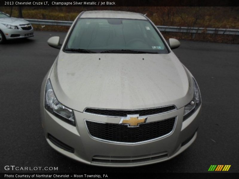 Champagne Silver Metallic / Jet Black 2013 Chevrolet Cruze LT