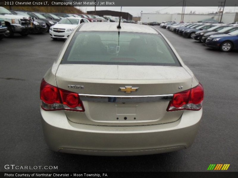 Champagne Silver Metallic / Jet Black 2013 Chevrolet Cruze LT